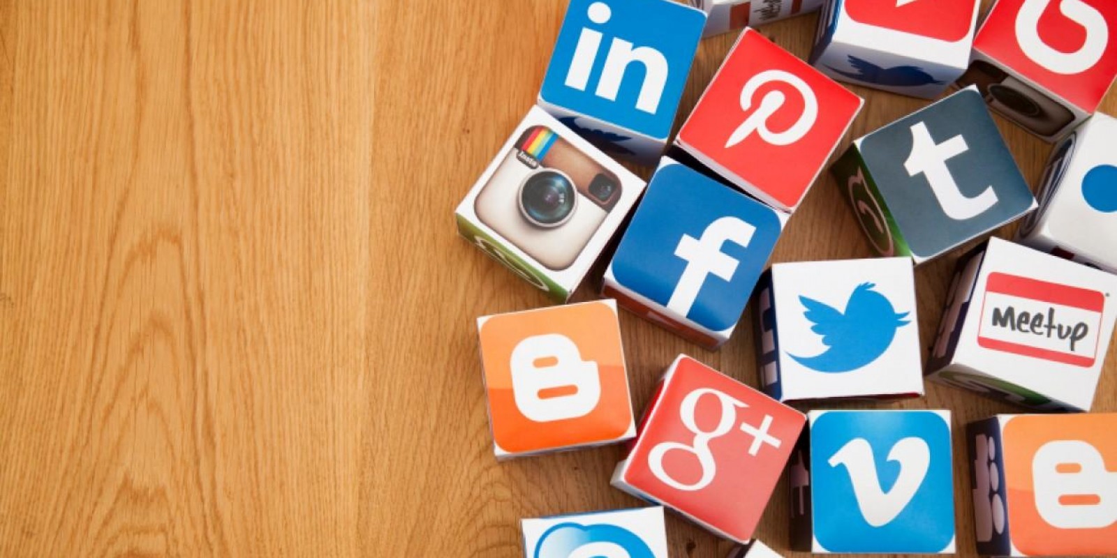 Dicas para divulgar o seu negócio nas redes sociais