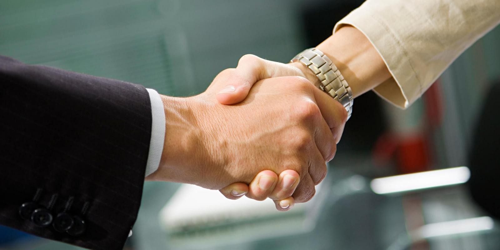 É possível fazer a associação de pessoas físicas?