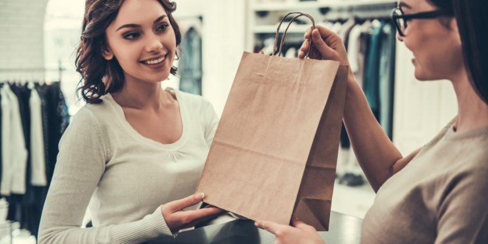 Qualidade no atendimento: 6 dicas para fidelizar seus clientes Qualidade no atendimento: 6 dicas para fidelizar seus clientes